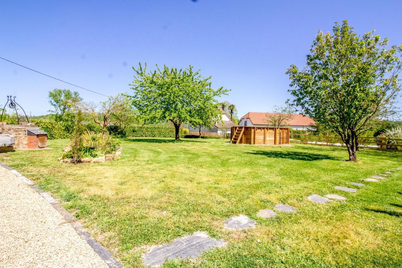 Ecogite Rural La Cle Des Champs Peyrelongue-Abos 外观 照片
