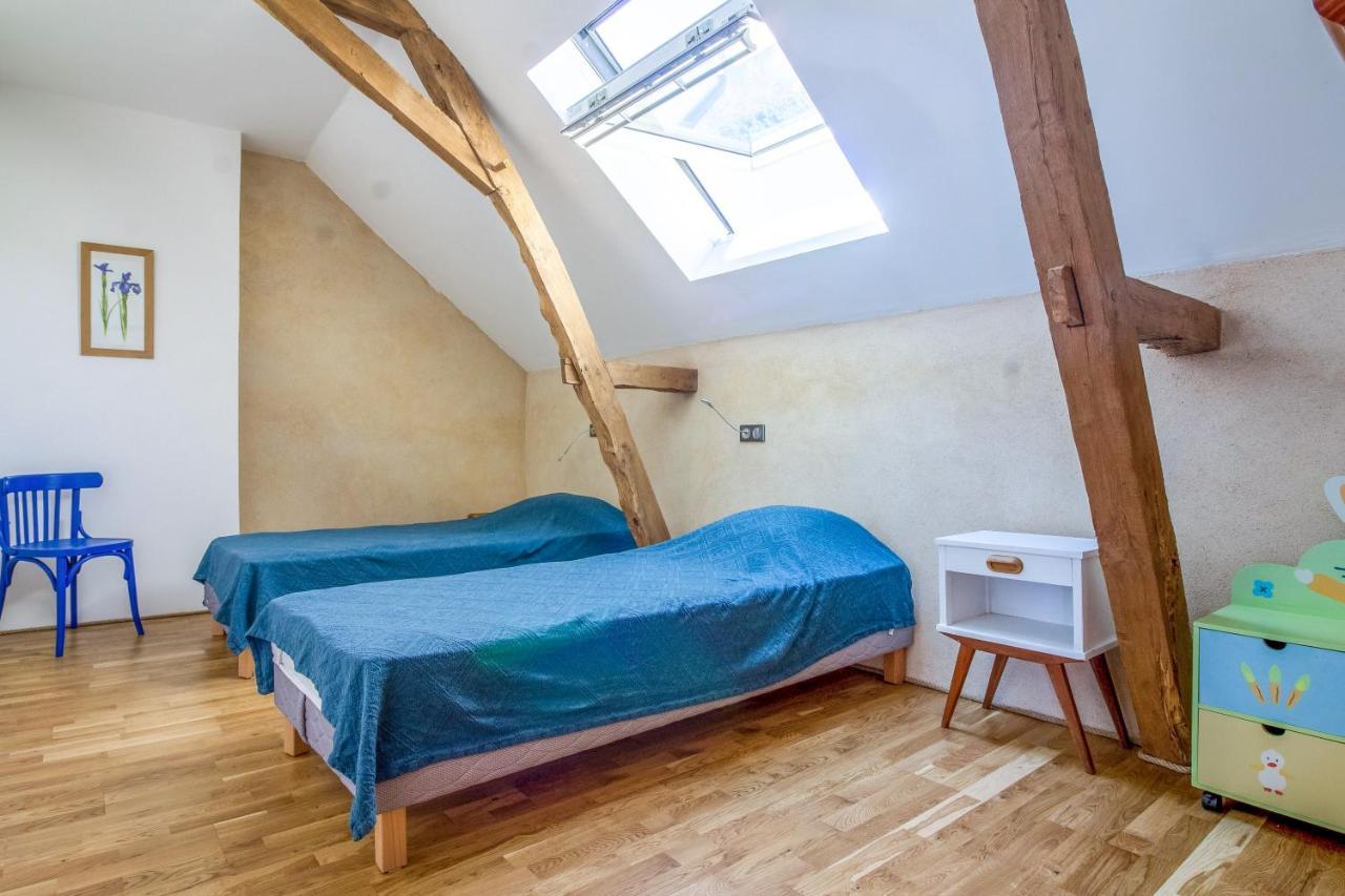 Ecogite Rural La Cle Des Champs Peyrelongue-Abos 外观 照片