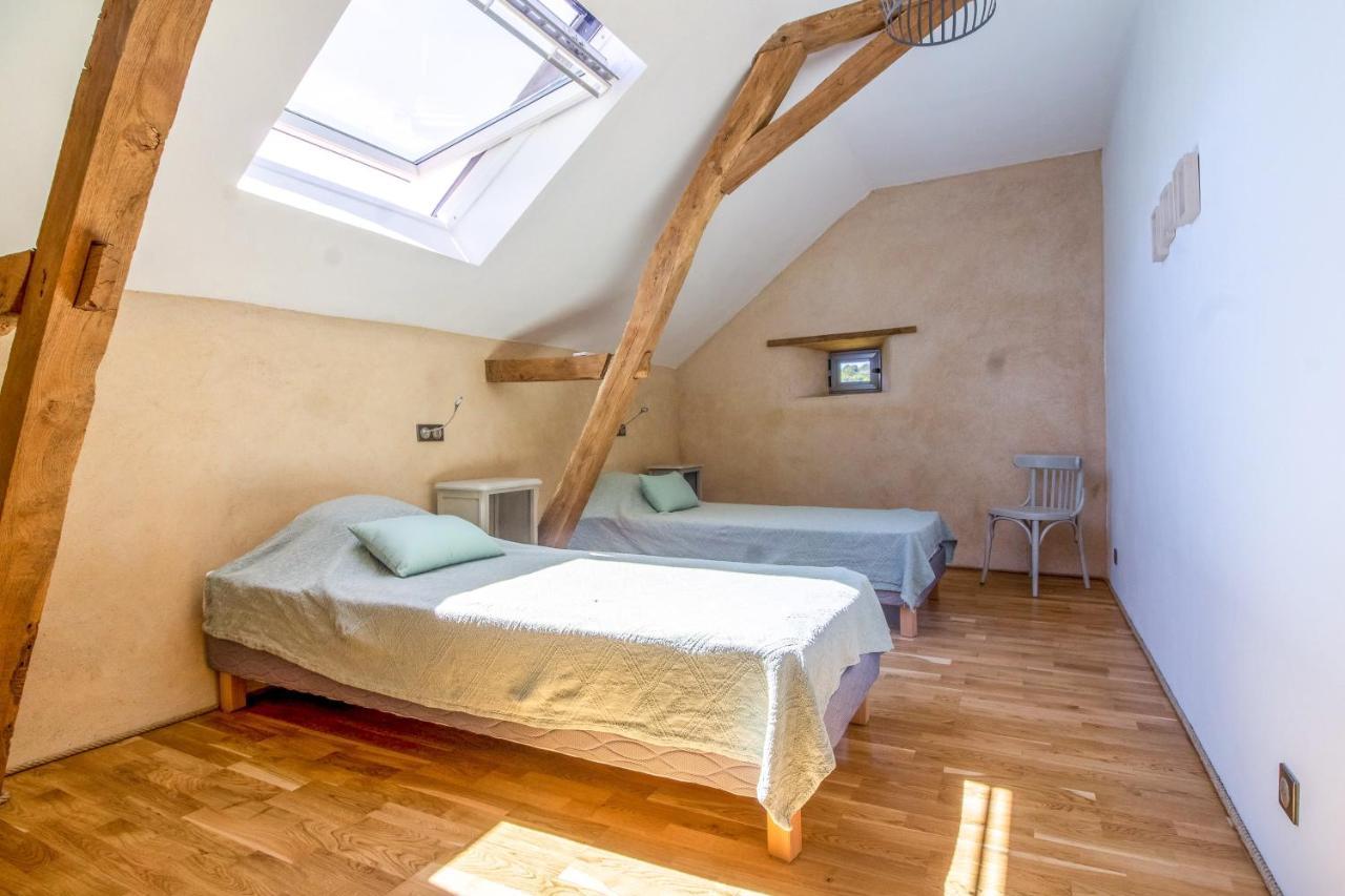 Ecogite Rural La Cle Des Champs Peyrelongue-Abos 外观 照片