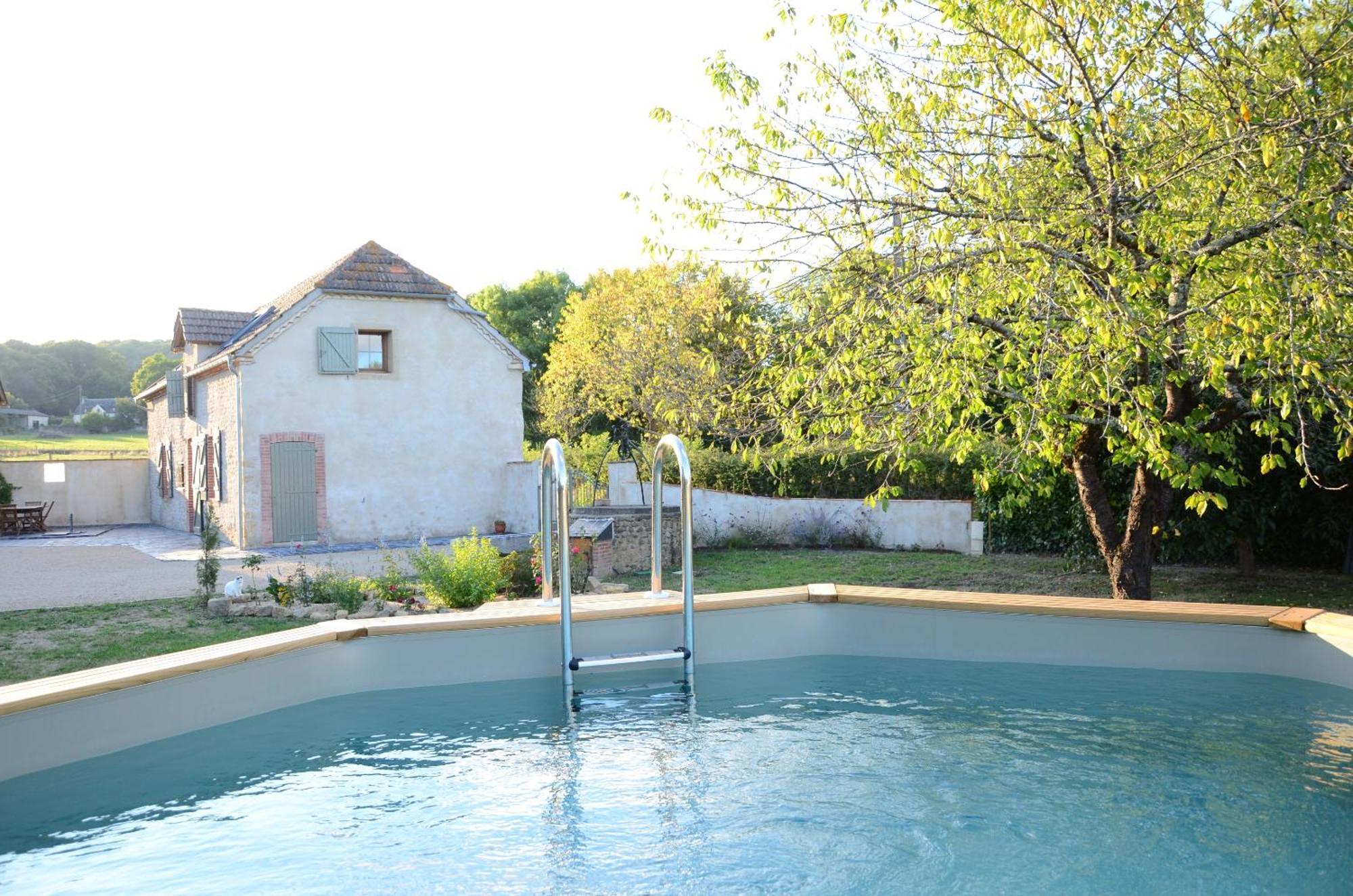 Ecogite Rural La Cle Des Champs Peyrelongue-Abos 外观 照片