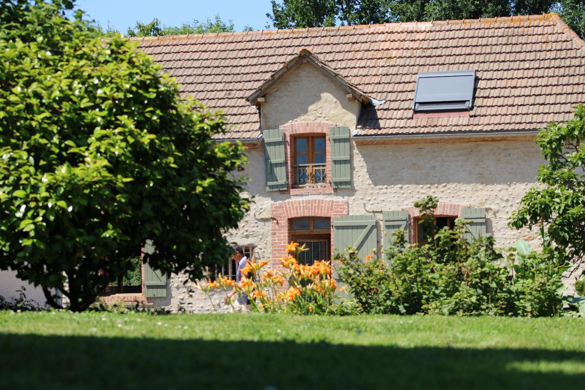 Ecogite Rural La Cle Des Champs Peyrelongue-Abos 客房 照片